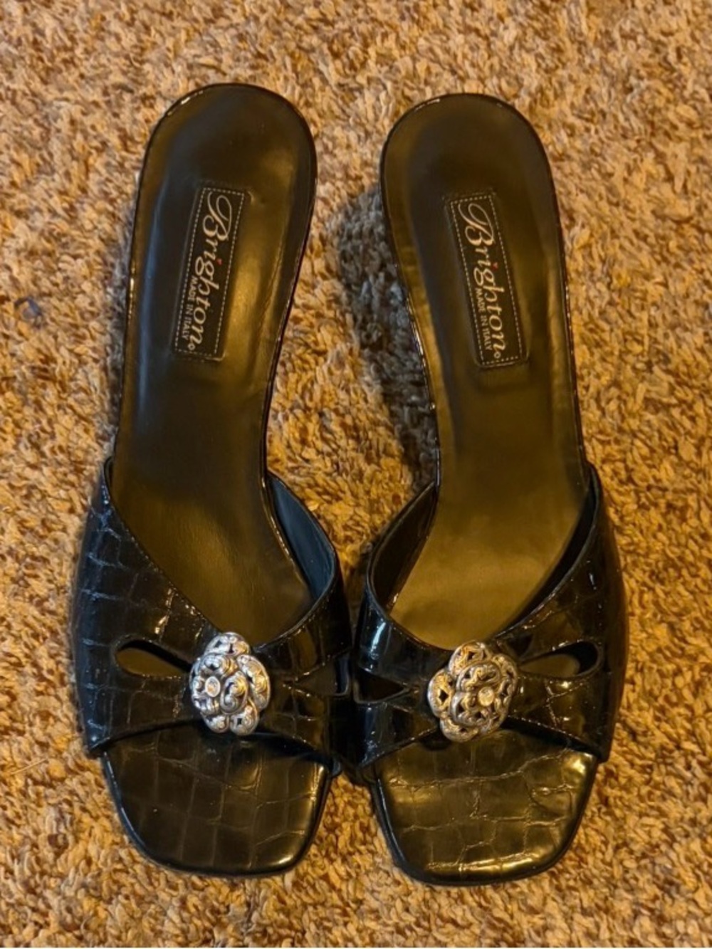 Brighton Black Patent Slide Sandals with Silver Medallion size 8